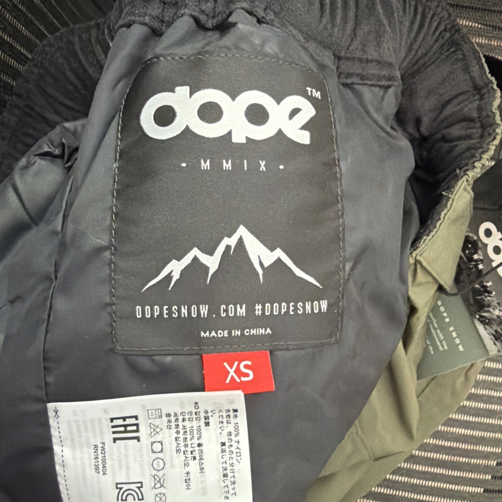 Nwt Dope Blizzard Snow Pants W Olive Green Size Xs — image 8 of 8